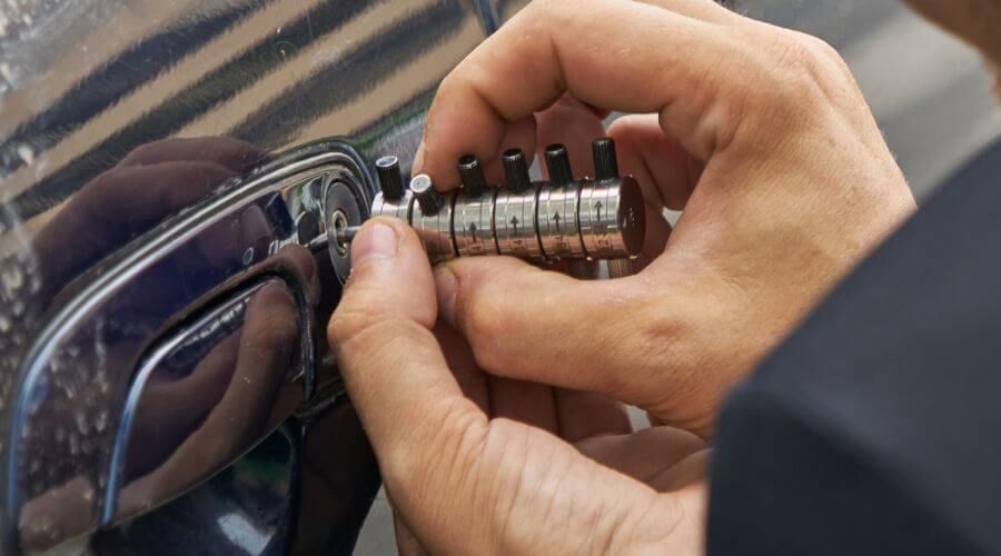 Professional New roof installation in Statenville, GA